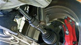 轉彎時有異音？是不是傳動軸壞了！／車訊網
