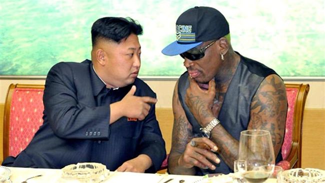 金正恩（左）和前NBA球星羅德曼是忘年至交。（圖／翻攝自推特）