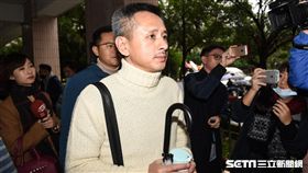 時代力量立委黃國昌罷免案投票，安定力量主席孫繼正現身投票。 圖／記者林敬旻攝