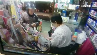 男持500假鈔購物　老闆鷹眼識破