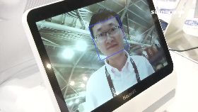 崴 辨臉台最強1800