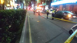 違規穿越馬路遭撞死　行車紀錄器曝光