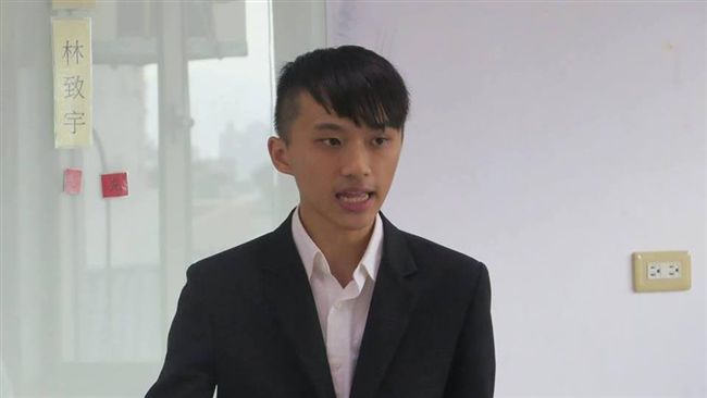 余光中殞落　課審學代：應納轉型正義
