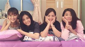 一家人,韓瑜,陳珮騏,李燕,臧芮軒（圖/翻攝自臉書）