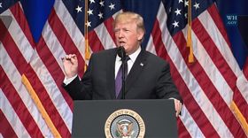 川普首份國安報告（圖／翻攝自The White House YouTube）