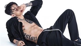 16:9
8年鐵粉跟隨鐘鉉輕生　韓國瘋狂粉絲自殺不是第一次
圖／翻攝自朴載範 IG
https://www.instagram.com/jparkitrighthere/