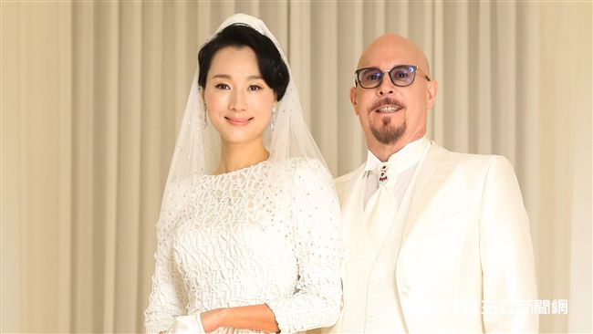 坣娜婚紗美翻！億萬尪：天天都度蜜月