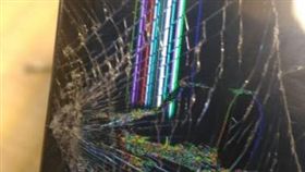 日本,手機,堅硬,鍬形蟲,螢幕,華碩（圖／翻攝自推特）
https://twitter.com/nniikkoonn11/status/891216814608310274