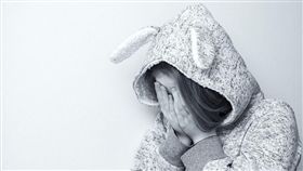 童,毀容,暴力,憂鬱症,哭泣（示意圖／翻攝自Pixabay）https://goo.gl/yg6xnt