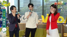 周興哲,趙岱新（圖／翻攝自《安安大明星》）