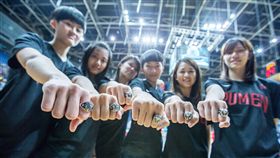  ▲專屬冠軍戒激勵普門球員們無懼強敵挑戰於賽場上全力以赴挑戰衛冕榮耀。（圖／Nike提供）