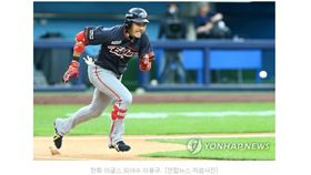 ▲韓火鷹外野手李容圭遭到減薪5億韓圜改寫韓國職棒紀錄。（資料照／截自韓國媒體）