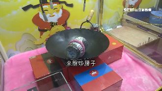 彈跳台、炒腰子　搶娃娃機15億商機