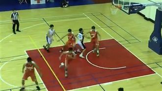 籃球變打架　教練竟說：打了人就快跑