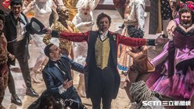 大娛樂家,THE GREATEST SHOWMAN,P.T. Barnum,休傑克曼,Hugh Jackman,柴克艾弗隆,Zac Efron／福斯提供
