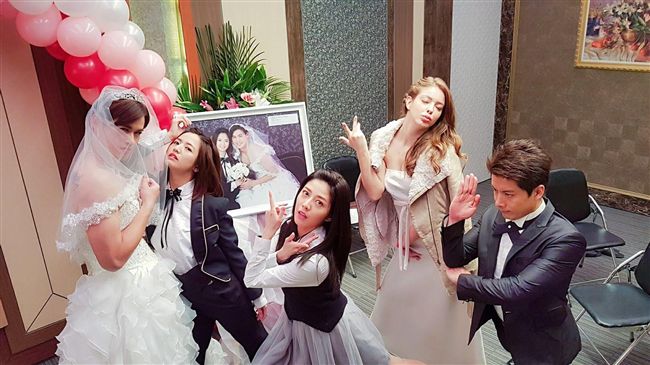 《一家人》集體耍寶！搞怪婚禮照曝光