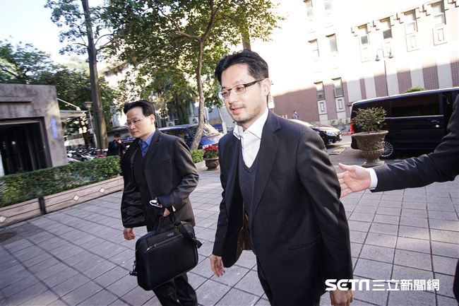 李述德、趙藤雄子想出國　法官不准