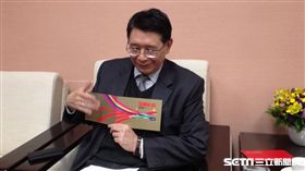 立法院2018年賀卡出爐,秘書長林志嘉說期許台灣繼續向前邁進。（圖／記者李英婷攝）