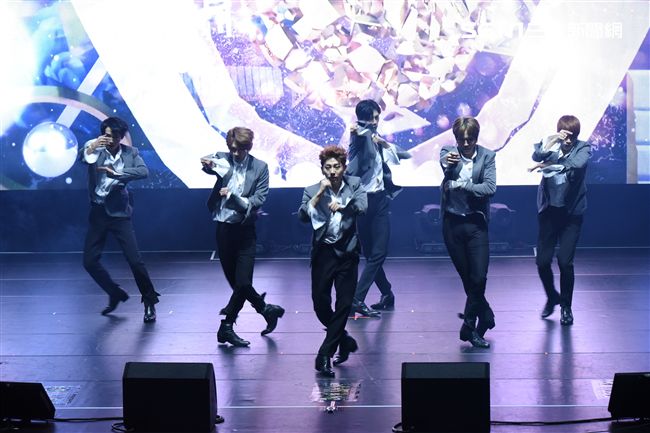 韓國男子團體JBJ首度在台舉辦見面會與台灣紛絲相見