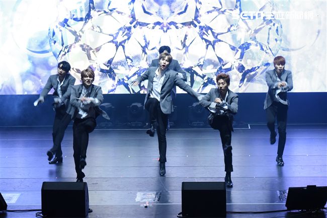 韓國男子團體JBJ首度在台舉辦見面會與台灣紛絲相見