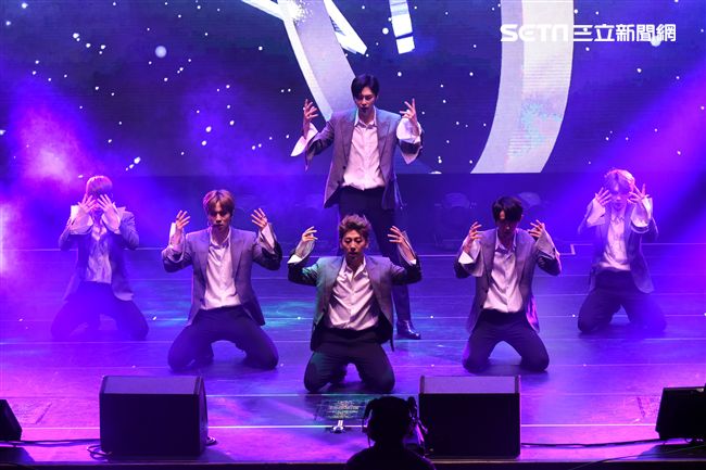 韓國男子團體JBJ首度在台舉辦見面會與台灣紛絲相見