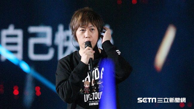 阿信點名：滑手機的　下秒結局超展開
