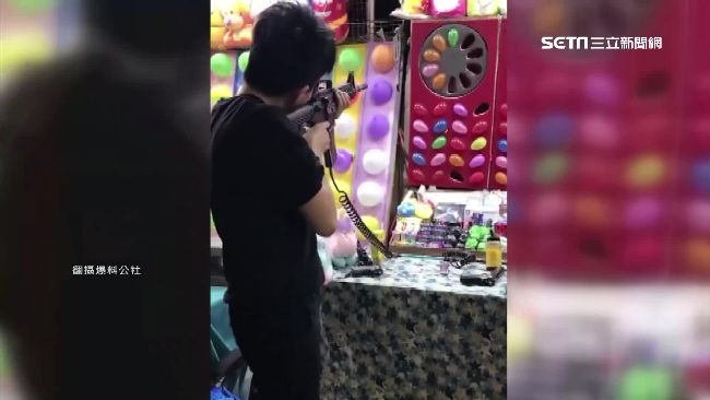 網友到夜市射氣球　 控店家少給子彈