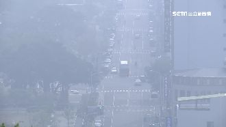 霧霾將天空一分二！明高屏空氣仍紅害