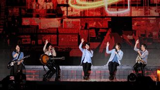 桃猿主場唱「兄弟」　阿信連忙謝罪