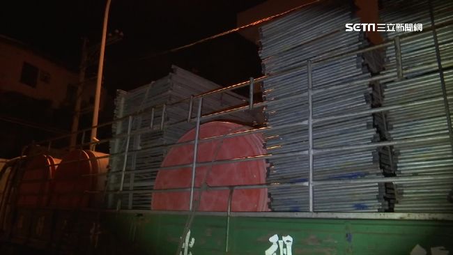 辦桌桌腳成國道殺手　雙B客運遭擊中