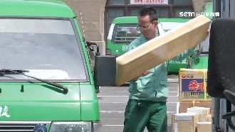 快捷指定送上樓遭拒　郵差遭客訴惹議