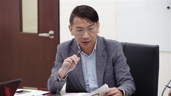 蘋果刻意降速　立委呼籲政府出面處理