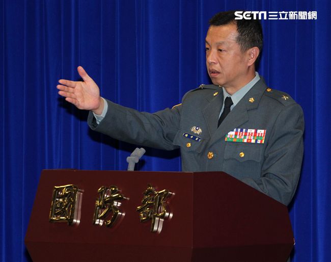 國防部發布106年國防報告書。（記者邱榮吉/攝影）