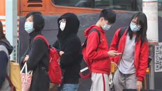 入冬最強冷氣團襲台　流感病毒大活躍