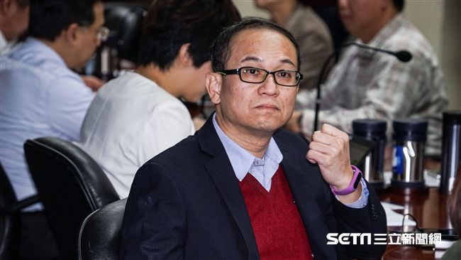 婦聯會成附隨組織　藍諷：捐錢就免罪