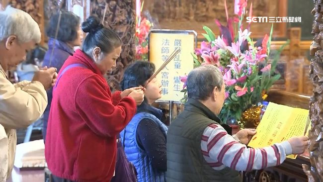啟動封爐儀式　松山奉天宮減香不滅香