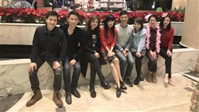 周慧敏,玉女,掌門人,30周年,演唱會,倪震　圖／翻攝自周慧敏臉書