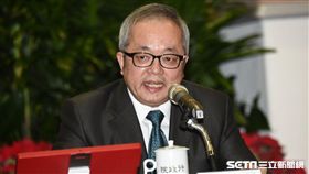 行政院副院長施俊吉召開2017年終記者會。 圖／記者林敬旻攝