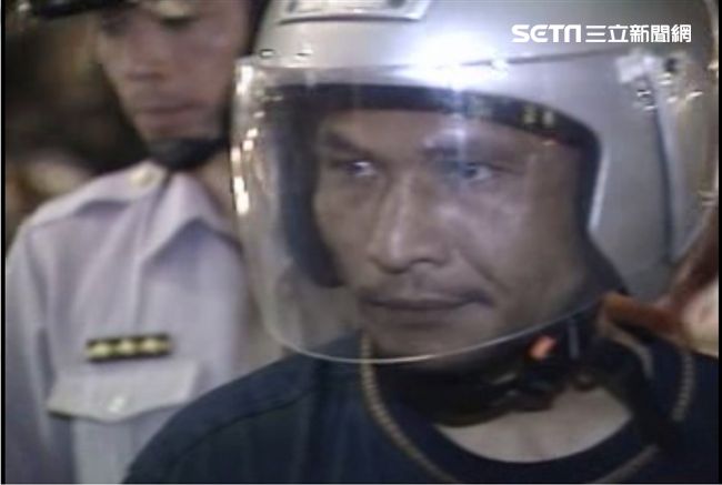 怨靈不散？黃賢正伏法時連3槍卡彈⋯