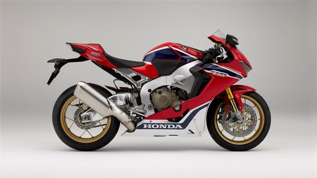 本田二輪王者　CBR1000RR