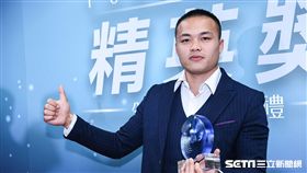 2017體育菁英獎頒獎典禮，最佳男運動員傑出獎，鄭兆村。 圖／記者林敬旻攝