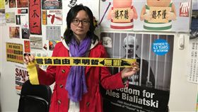 邱伊翎：始終不懂李明哲為何被挑上談起李案發生至今，擔任李明哲救援大隊發言人的台權會秘書長邱伊翎（圖）說，她與家屬始終不明白「陸方為什麼挑上李明哲」。（資料照片）中央社記者繆宗翰攝　106年12月28日