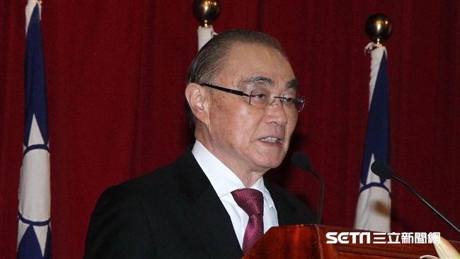 內閣震撼彈！國防部長馮世寬將卸任