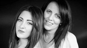 聖誕節遭歹徒持刀攻擊　她肉身阻擋慘死在愛女懷中
圖／翻攝自Twitter