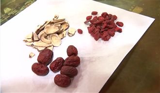 腎氣不足導致流眼油　靠這些清肝明目