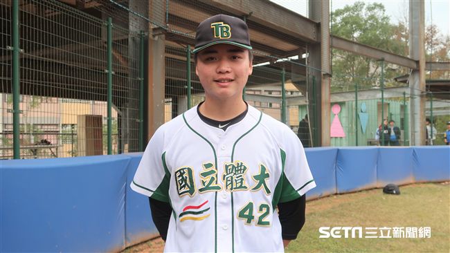 美職／731交易大限　鄧凱威當巨人