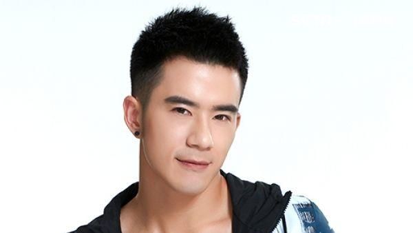 JR大方送好禮！名牌球鞋揪你來運動