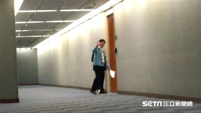 卸主任職！蔡壁如現身僅一句話