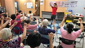 設職能治療所鬆綁　結合長照更便利衛生福利部八里療養院附設「中和職能治療所」，結合瑞齡社區服務據點，提供失智症及照顧者的瑞齡學堂、預防及延緩失能失智與特約居家職能治療等長照服務。（職能治療師公會全聯會理事長張自強提供）中央社記者陳偉婷傳真　106年12月28日