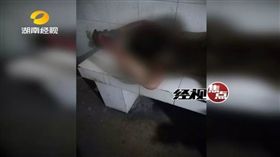 中國大陸湖南岳陽阿公為救孫，自己卻燒死（圖／翻攝自湖南經視）